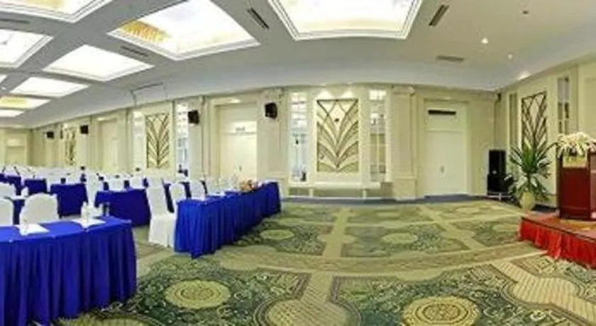 Sanya Baohong Hotel