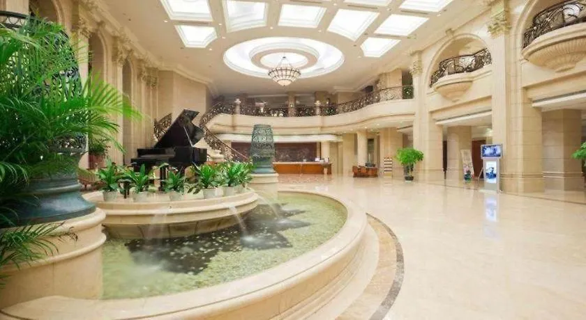 Sanya Baohong Hotel