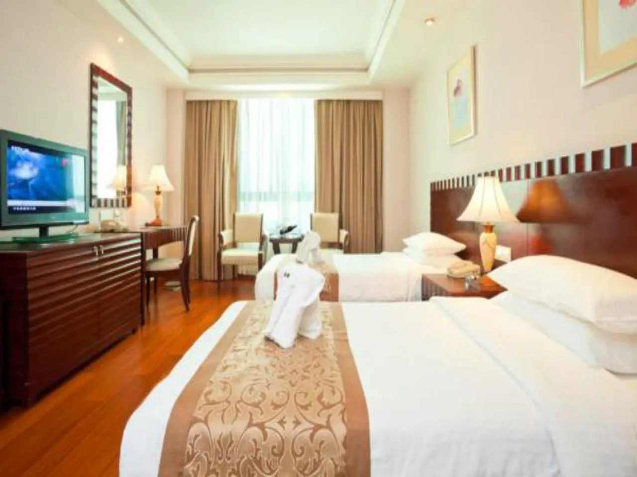 Sanya Baohong Hotel 5*,