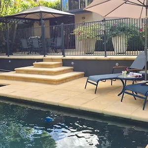 Eden Rest Bed & Breakfast Cooroy