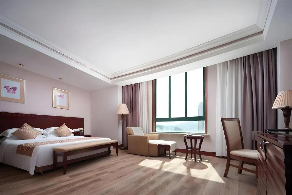 Sanya Baohong Hotel